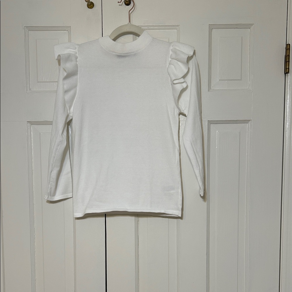 Tuckernuck Pomander place white sweater